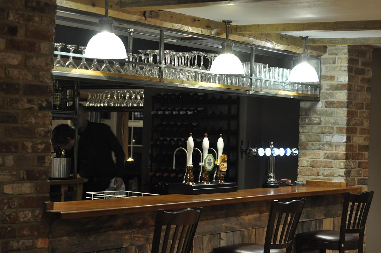 The Angel Inn Warminster Ngoại thất bức ảnh