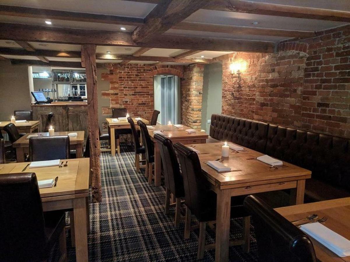 The Angel Inn Warminster Ngoại thất bức ảnh